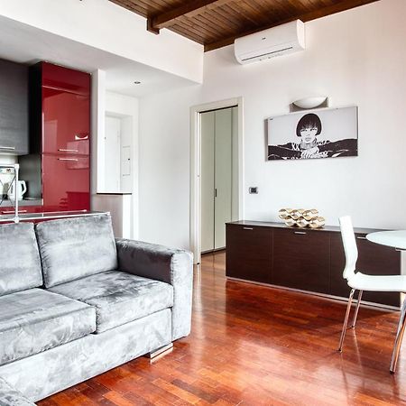 Joivy Charming Apartment In The Heart Of Isola District Milano Eksteriør bilde